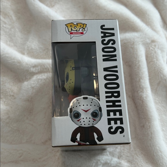 Funko Horror Duo Vinyl Figures - Red and Green - Picture 2 of 6